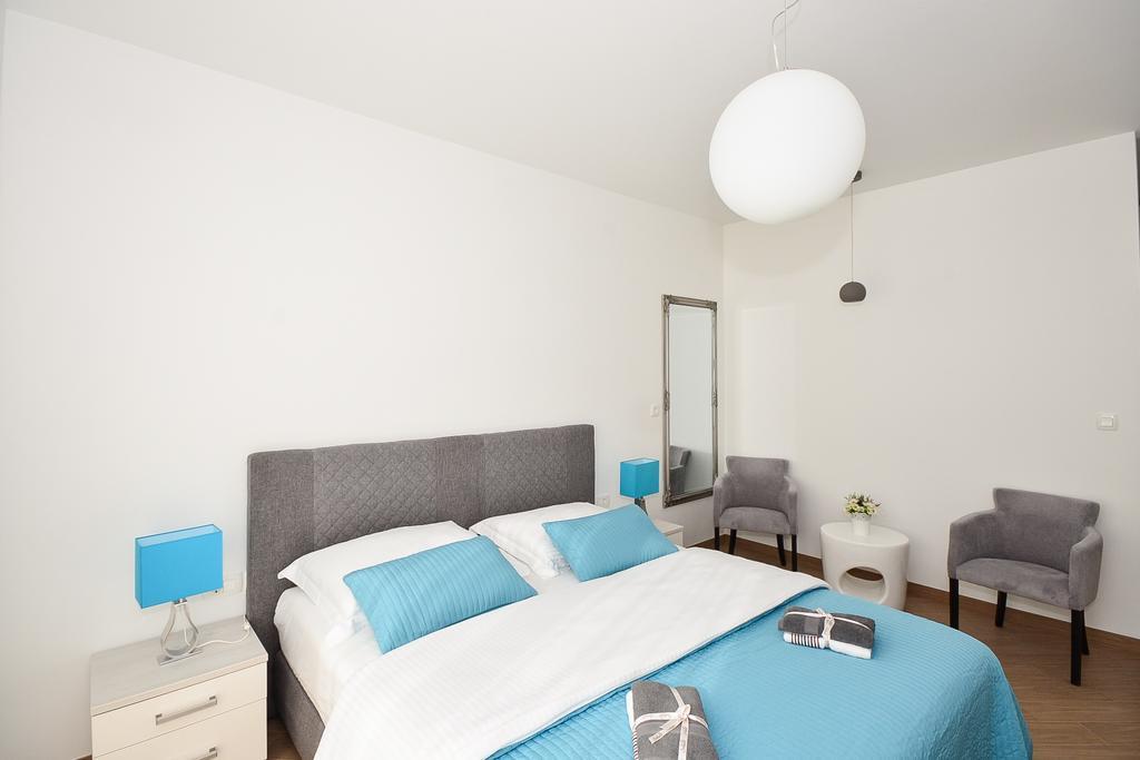 Apartment & Room Ladisic Orasac Esterno foto