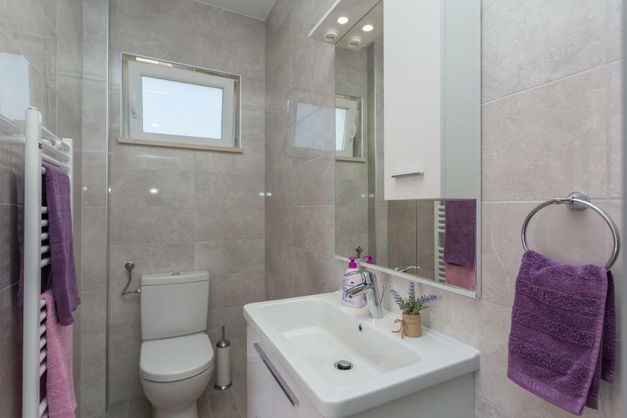 Apartment & Room Ladisic Orasac Esterno foto